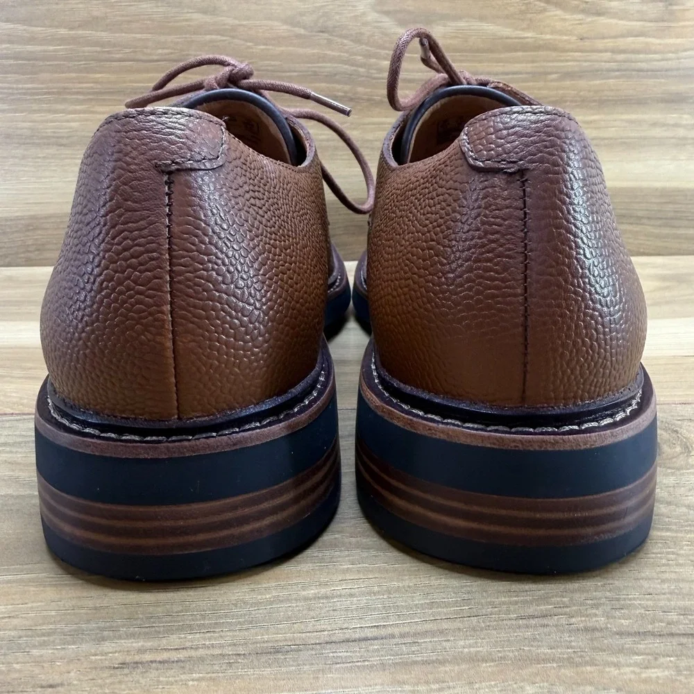 Clarks Whitman Lace Up Oxfords Mens 7.5‎ Brown Textured Leather Split Toe Derby